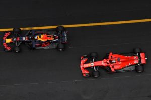 F1 - Meglepték a Merciket, tarolt a Ferrari